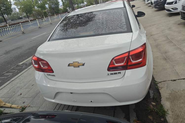 Used Chevrolet Cruze 2015 1.5L Classic SE AT
