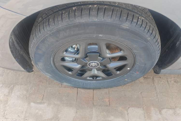 Used BYD Qin PLUS 2025 DM-i Smart Drive 55KM Leading Model
