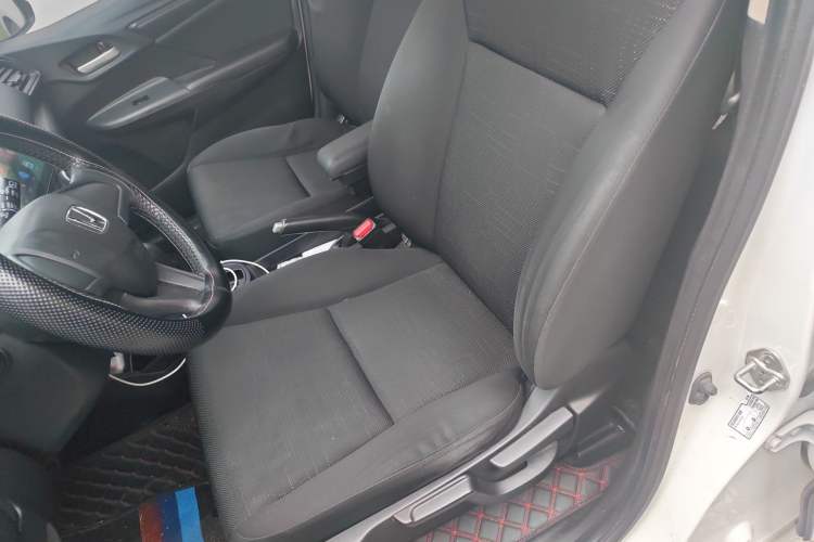 Used Honda Fit 2016 1.5L LX CVT Comfort Model Left Front Seat