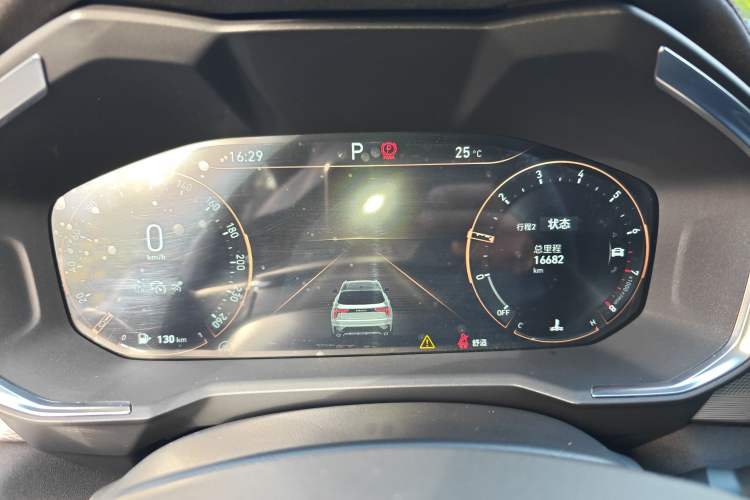 Used Lynk & Co 01 2021 2.0TD Two-Wheel-Drive Pro Trim
