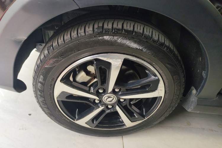 Used Dongfeng Fengon 370 2020 S370 1.5L CVT Luxury Model 5 Seats