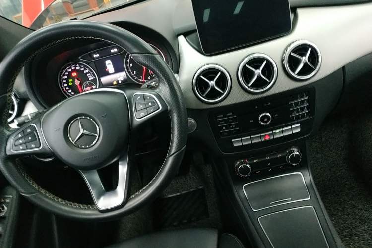 Used Mercedes-Benz B-Class 2017 B 200 Sport Edition