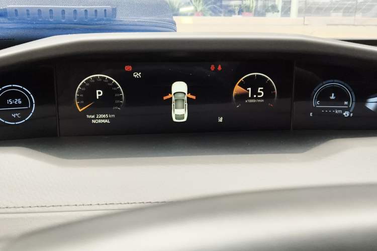 Used Changan UNI-V 2024 1.5T Prestige Edition