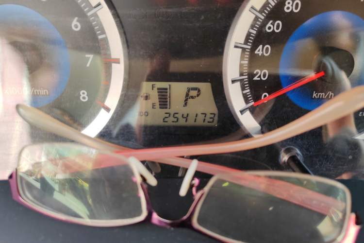 Used Toyota Corolla EX 2013 1.6L Automatic Luxury Edition