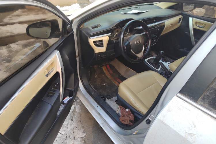 Used Toyota Corolla 2017 Revised Version 1.6L Manual GL
