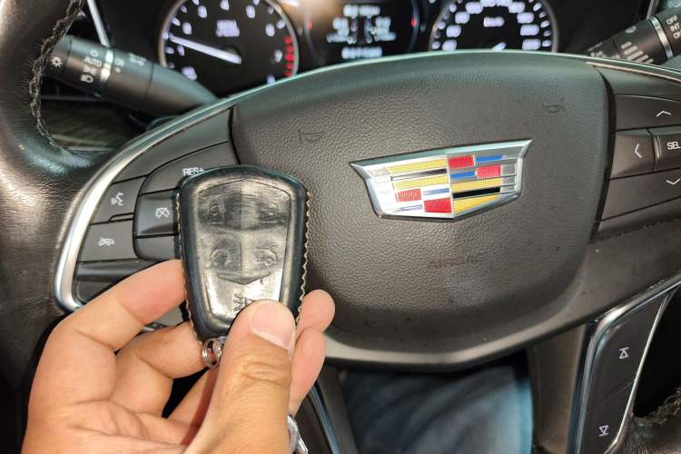 Used Cadillac XT5 2018 25T Luxury Model