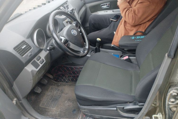 Used FAW Senya S80 2013 1.5L Manual 5-Seat Urban Fashion Edition Left Front Seat