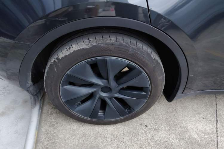 Used Tesla Model Y 2024 Rear-Wheel-Drive Version