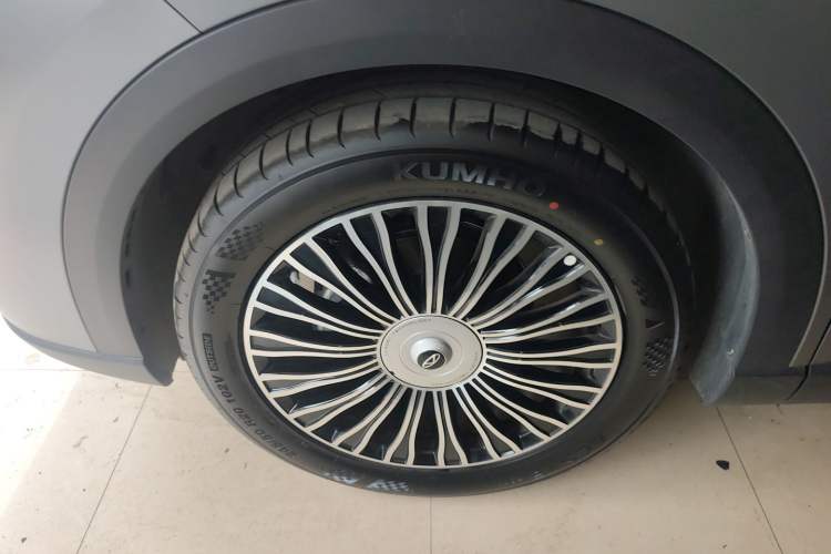 Used Chery Tiggo 8 L 2024 2.0T Two-Wheel Drive Prestige Version 5 Seats Exterior 4