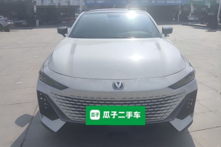Used Changan UNI-V 2022 1.5T Prestige Version