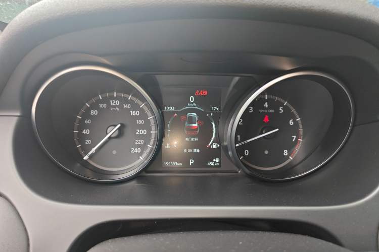 Used Land Rover Discovery Sport 2018 240 PS SE Version Instrument Cluster