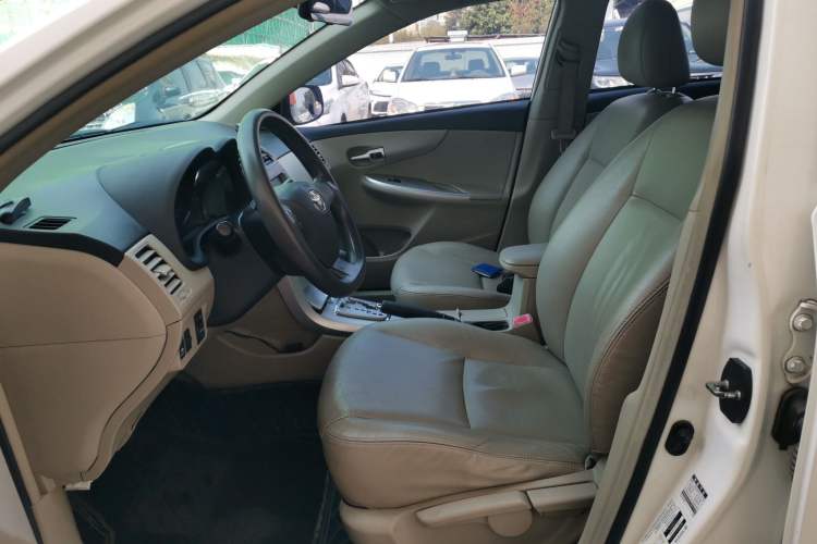 Used Toyota Corolla 2013 Special Edition 1.6L Automatic GL Cool Model
