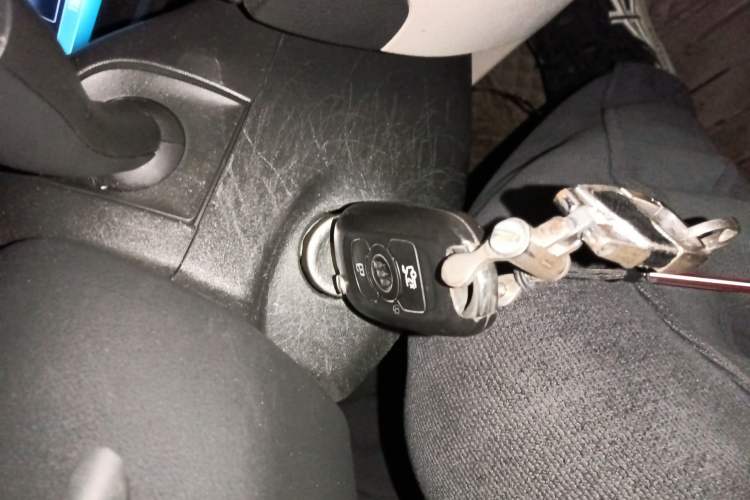 Used Buick Verano 2018 Sedan 15S Automatic Leading Model Vehicle Key