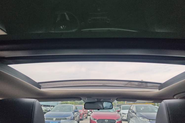 Used Hyundai Mistra 2017 1.8L Automatic Deluxe DLX Model China V Emission Standard
