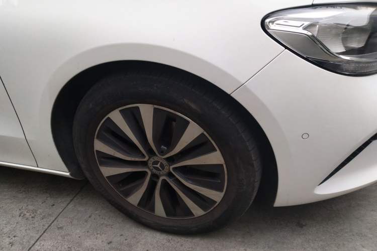 Used Mercedes-Benz B-Class 2022 B 180 Fashion Model Right Front Wheel Hub