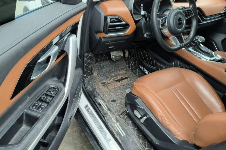 Used Zotye T500 2018 1.5T Automatic Smart Connected Prestige Model