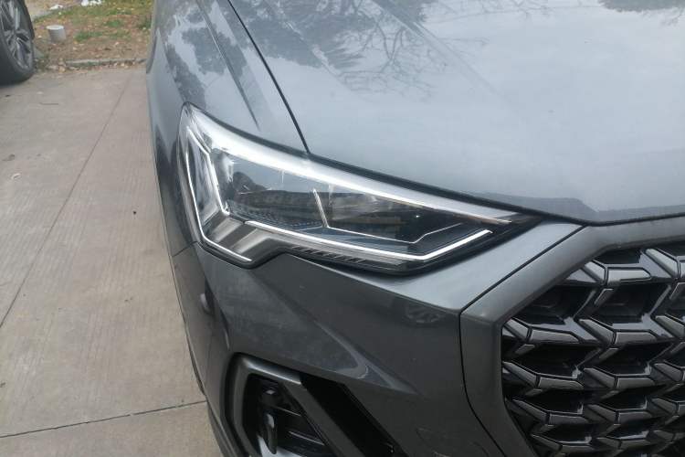 Used Audi Q3 2024 35 TFSI Fashion Dynamic Edition
