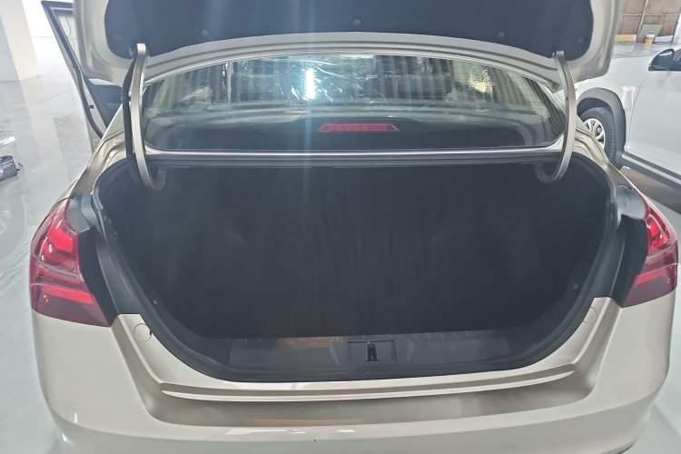 Used Geely Auto Emgrand 2018 1.5L CVT Upward Connect Edition