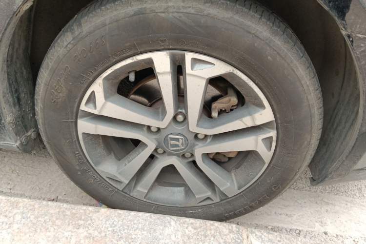 Used Luxgen 5 2015 1.8T Automatic ZhiZun Model