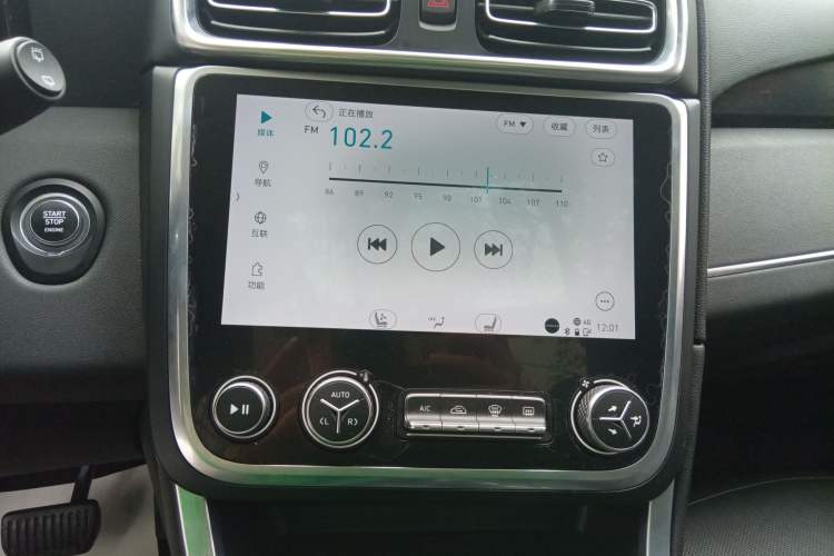 Used Lynk & Co 01 2017 2.0T Four-Wheel Drive Pro Edition Audio And AC Panel