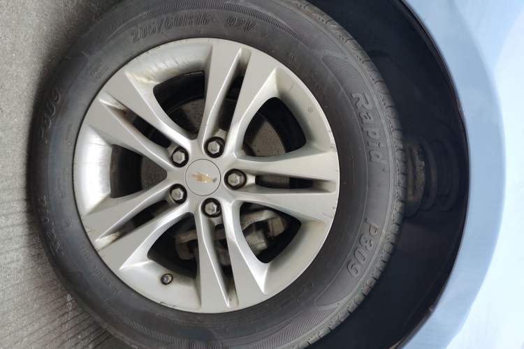 Used Chevrolet Cruze 2013 Hatchback 1.6L Automatic Luxury Model
