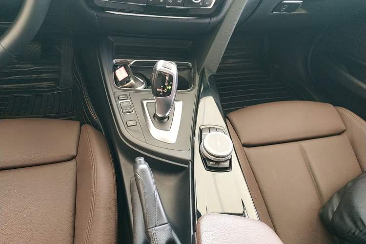 Used BMW 3 Series 2018 320Li Fashion Model
