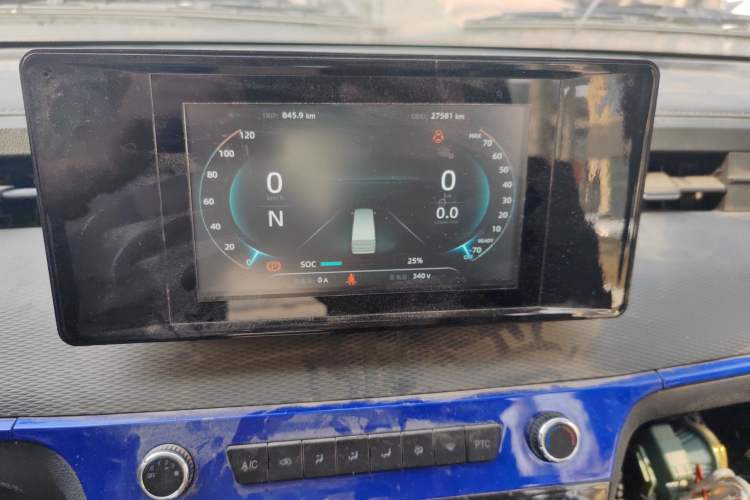 Used Dongfeng Yufeng EM27 2024 EM27L Eves Power 41.86 kWh Instrument Cluster