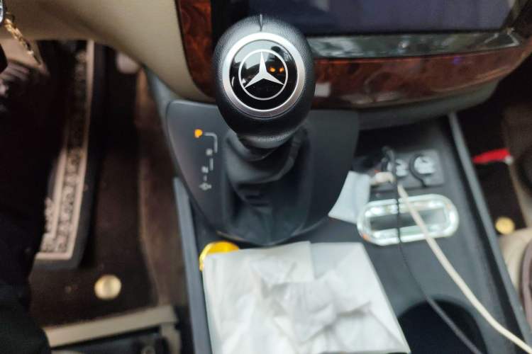 Used Mercedes-Benz Viano 2010 2.5L Prestige Edition