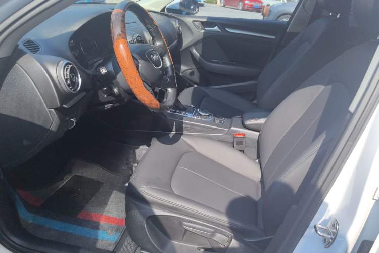 Used Audi A3 2014 Sportback 35 TFSI Automatic Ambition Edition
