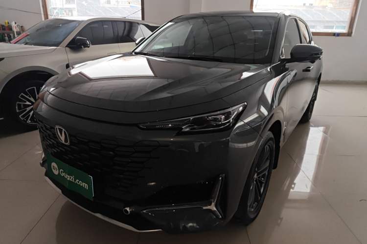 Used Changan UNI-K 2023 2.0T Two-Wheel Drive YueShang Trim