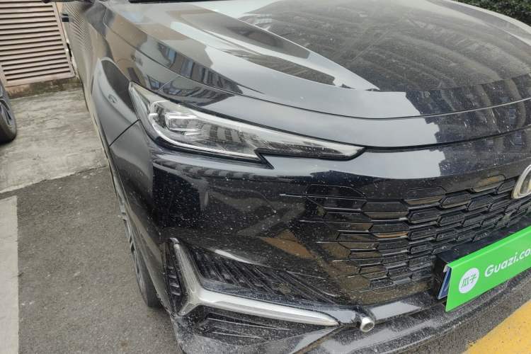 Used CHANGAN UNI-K 2021 2.0T All-Wheel Drive Prestige Version Right Front Headlight