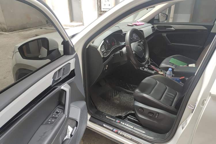 Used Volkswagen Tayron 2019 330TSI Two-Wheel Drive Luxury Model China VI Standard
