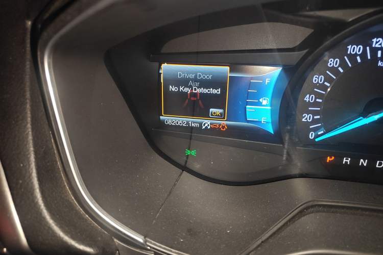 Used Ford Mondeo 2018 EcoBoost 200 Luxury Model Odometer Close Up