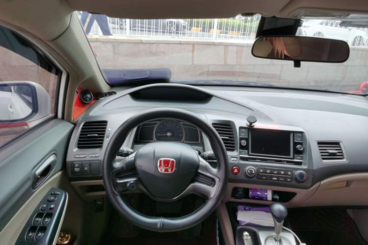 Used CIIMO 2012 1.8L Automatic
