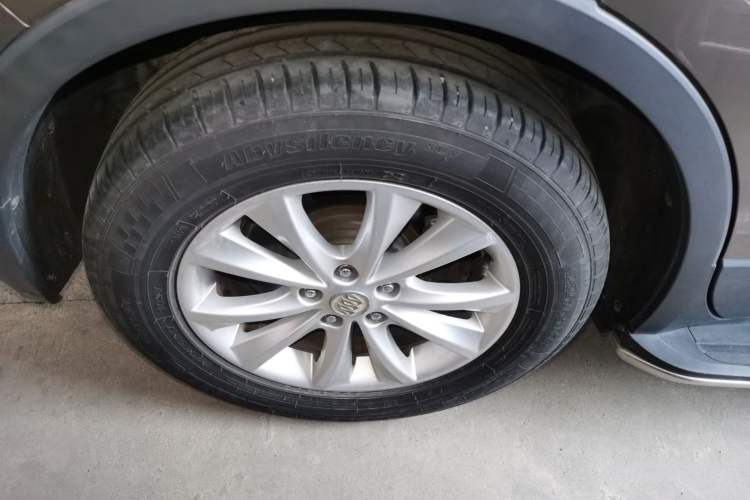 Used Buick Envision 2017 28T Four-Wheel Drive Elite Model Exterior 5