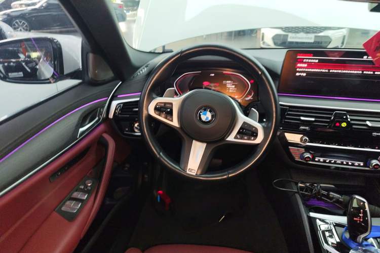 Used BMW 5 Series 2021 Restyled 530Li Luxury Edition M Sport Package Steering Wheel