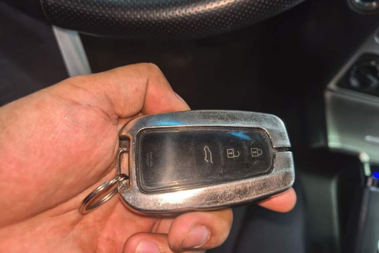 Used Toyota Prado 2018 3.5L Automatic SX Vehicle Key