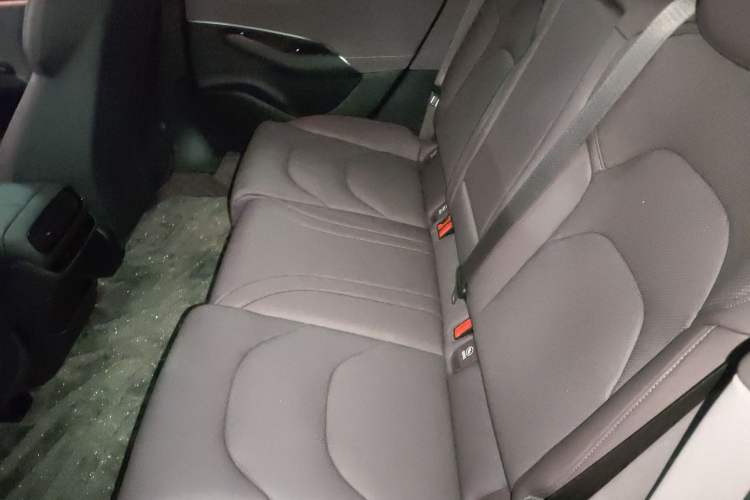 Used Xiaomi Auto SU7 2024 Rear-Drive Ultra-Long Range Advanced Pro-Level Intelligent Driving Version
