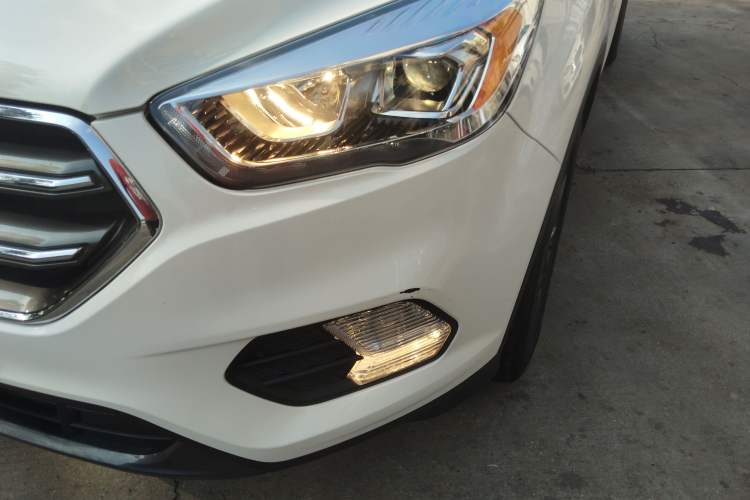 Used Ford Kuga 2019 EcoBoost 180 Two-Wheel-Drive Platinum Edition China VI Standard
