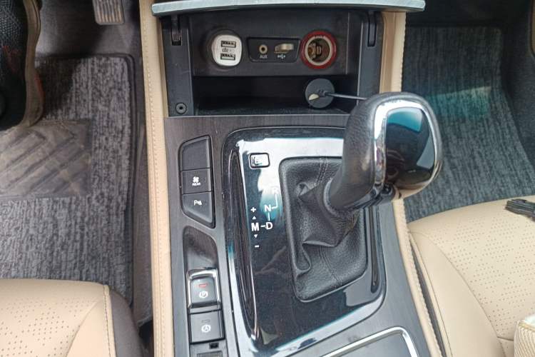 Used Baojun 730 2017 1.8L iAMT Prestige Version 7 Seats