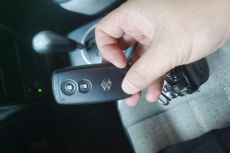 Used Suzuki SX4 2016 1.6L Automatic Classic Edition
