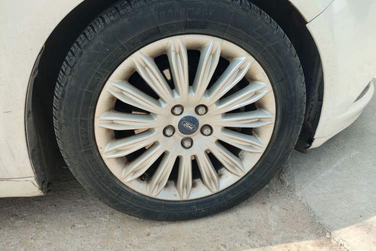 Used Ford Mondeo 2013 2.0L GTDi 200 Luxury Model
