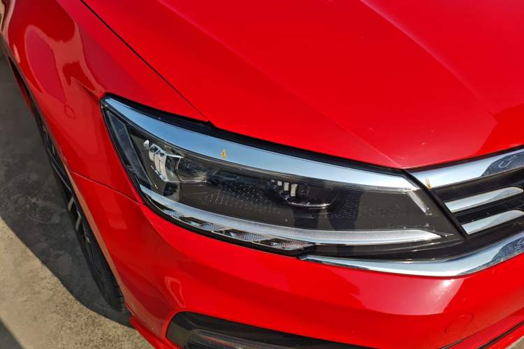 Used Volkswagen Lamando 2019 280TSI DSG Comfort Edition China VI standard Right Front Headlight