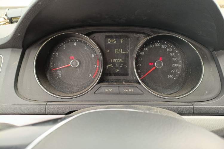 Used Volkswagen Lavida 2017 1.6L Automatic Comfort Edition
