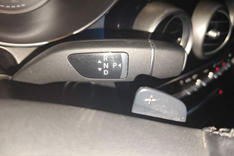 Used Mercedes-Benz GLC 2019 GLC 200 L 4MATIC Gear Lever