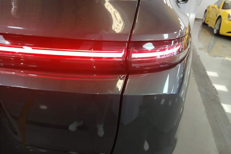 Used Li Auto L9 2023 Pro Model
