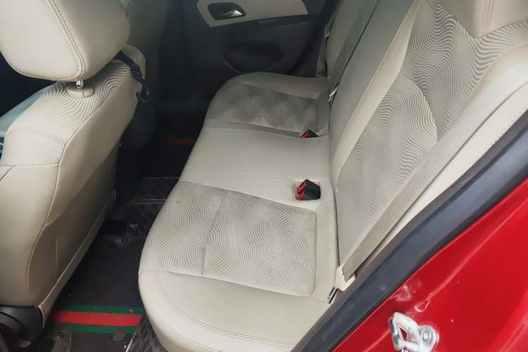 Used Chevrolet Cruze 2015 1.5L Classic SE AT
