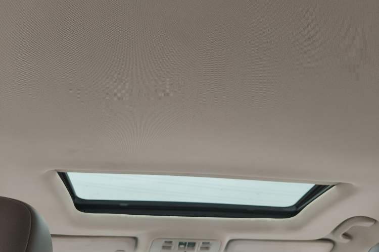Used Chevrolet Malibu 2012 2.0L Automatic Luxury Edition Headliner