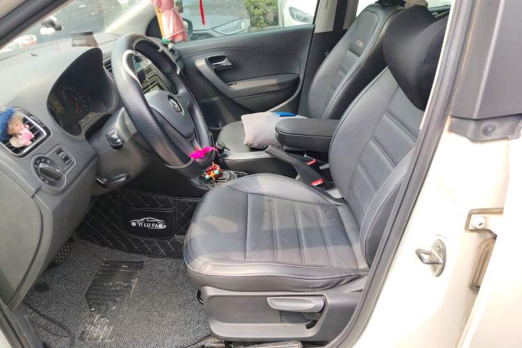 Used Volkswagen Polo 2014 1.6L Automatic 30th Anniversary Edition
