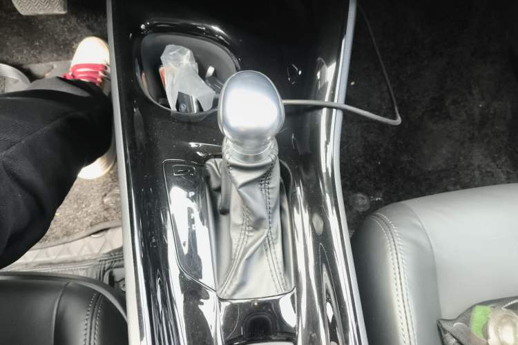 Used Toyota IZOA 2021 Dual-Motor 2.0L Yichi Edition
